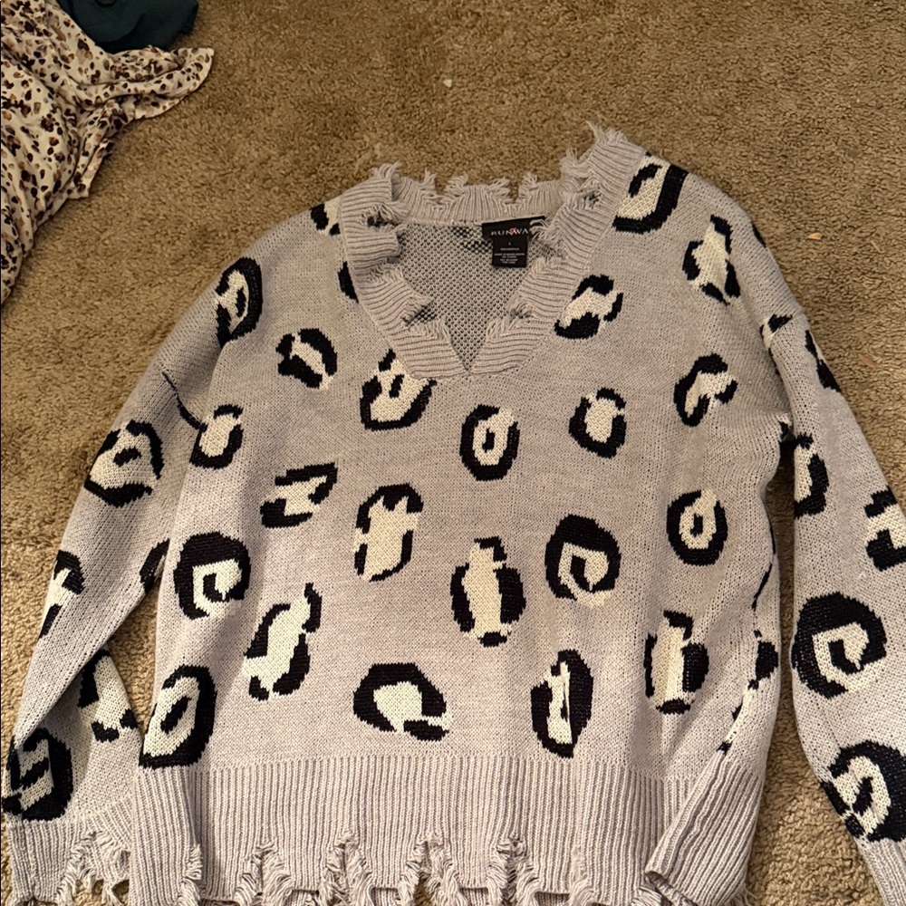 Grey leopard print women’s sweater
